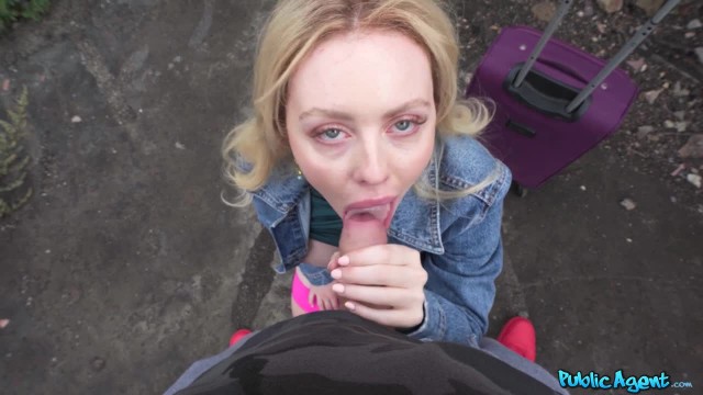 Красивая туристка попалась на уловке пикапера